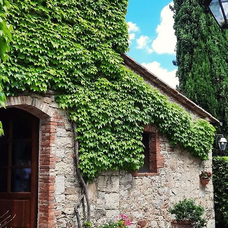 Borgo Livernano - Farmhouse With Pool Radda in Chianti Kültér fotó