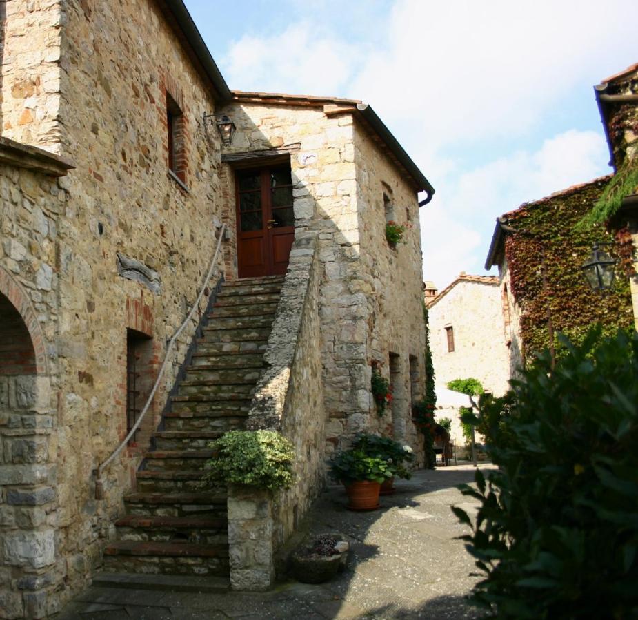 Borgo Livernano - Farmhouse With Pool Radda in Chianti Kültér fotó