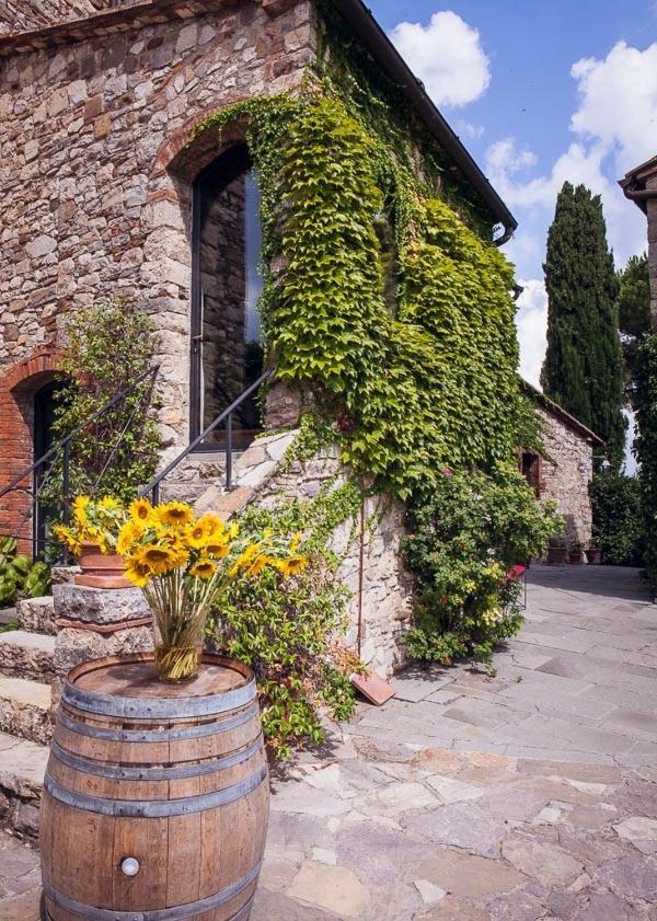 Borgo Livernano - Farmhouse With Pool Radda in Chianti Kültér fotó