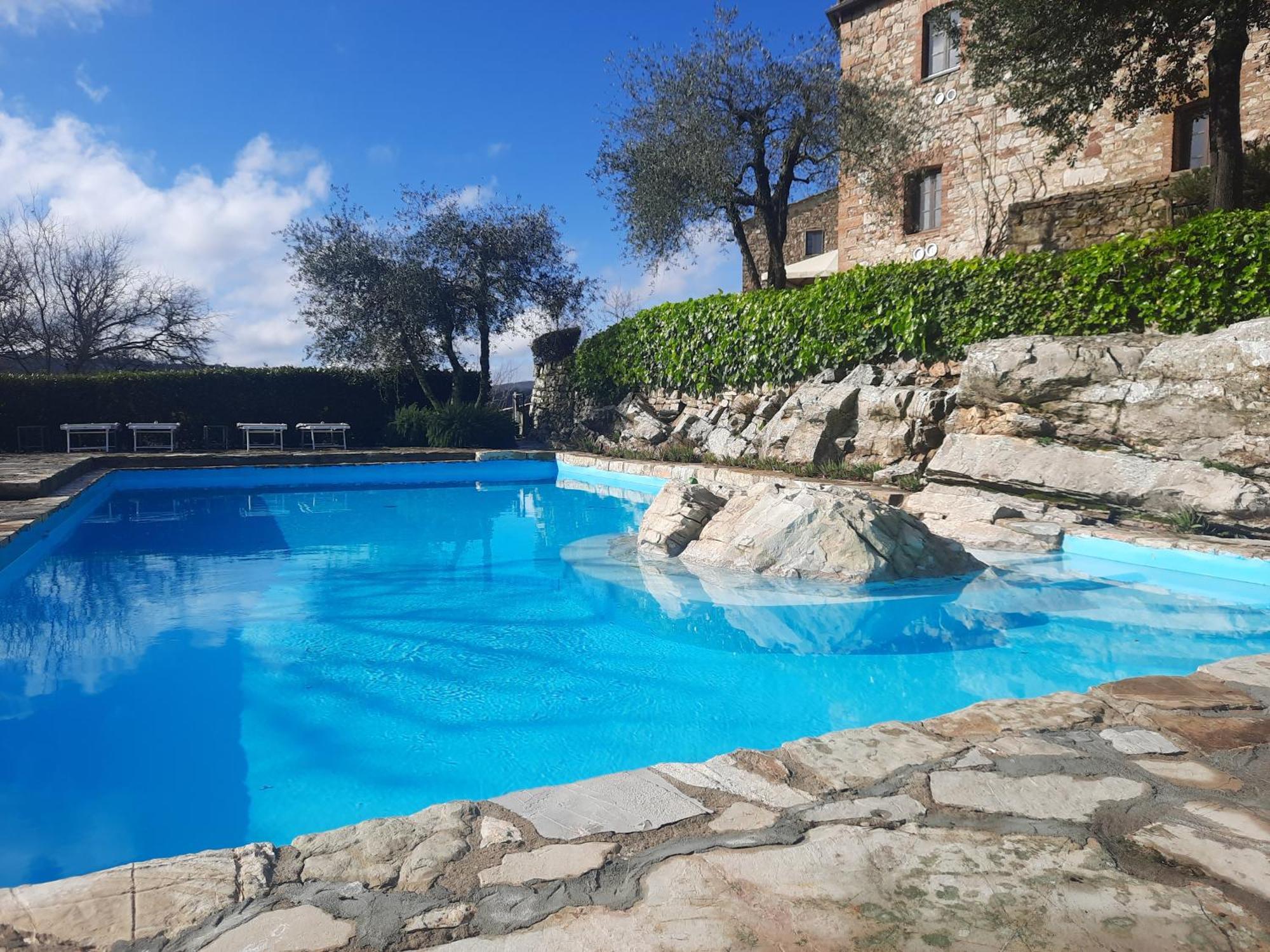 Borgo Livernano - Farmhouse With Pool Radda in Chianti Kültér fotó