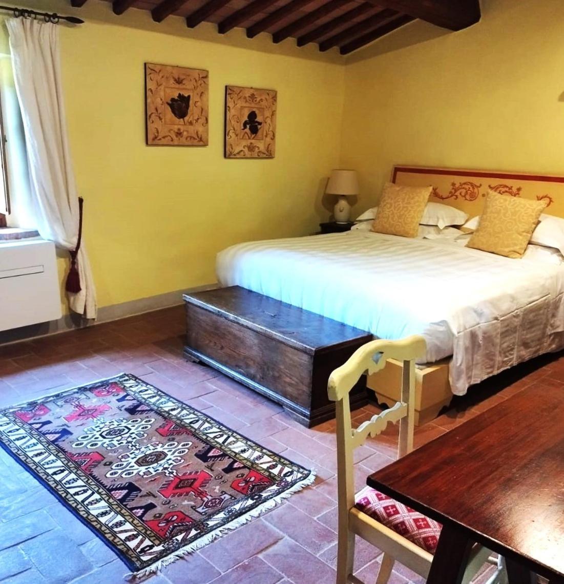 Borgo Livernano Radda in Chianti Szoba fotó